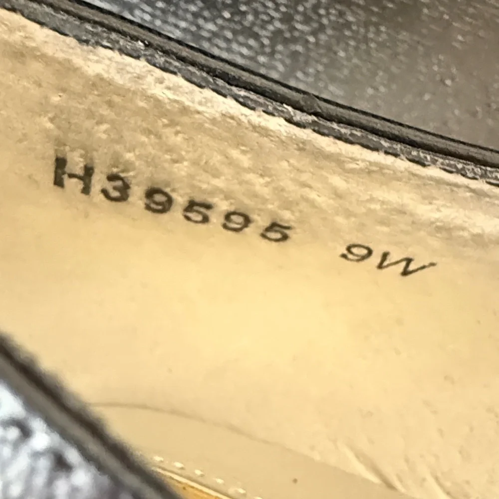 Ros Hommerson Black Leather Heels with Silver Bow Detail 9W - Picture 11 of 11